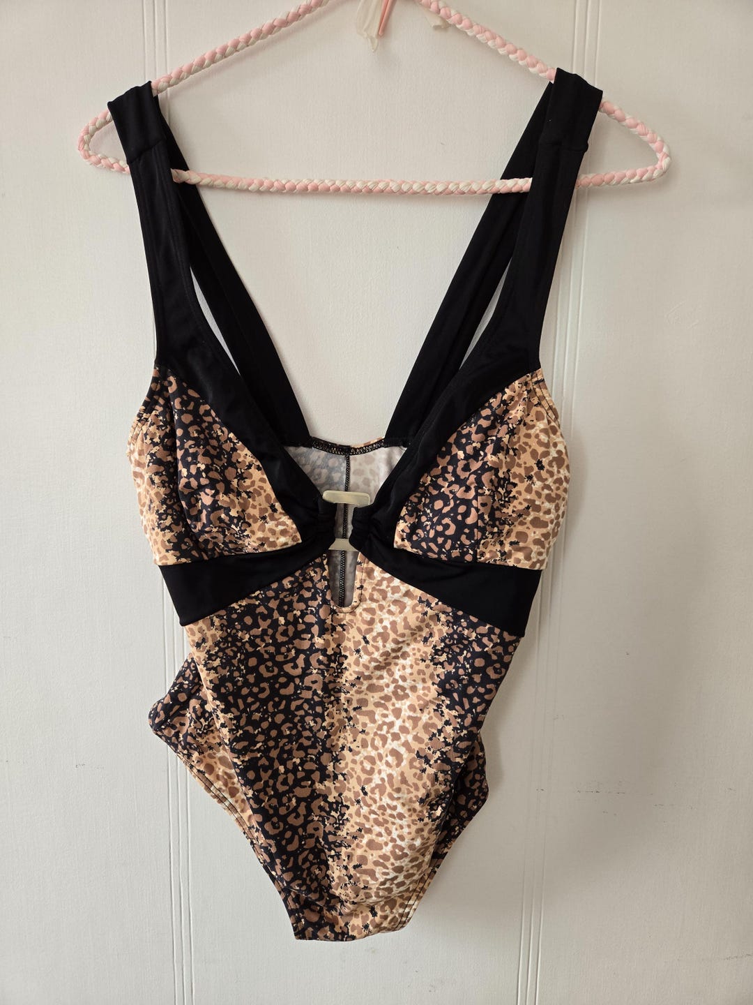 Vintage second hand swimsuit bathing swim wear body top black white animal print pattern M main image 0