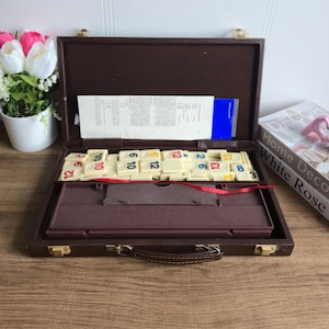 Gioco da tavolo vintage Rummikub Rummy Mahjong, giochi retrò per serate in famiglia, custodia da viaggio in pelle