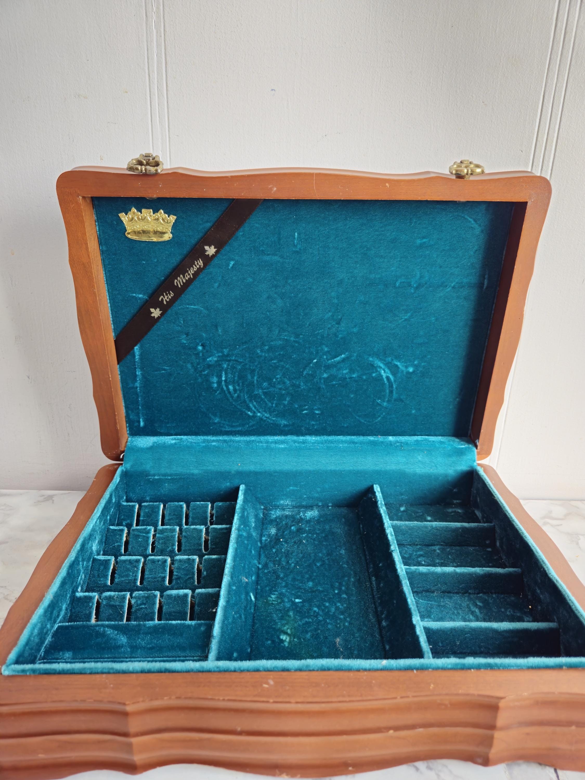 フランスアンティーク　ベルベット　ジュエリーボックス　ブルー　リングケース　水色 Victorian antique blue Velvet jewelry box ( ヴィクトリアン