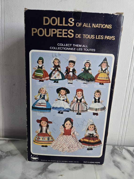 Vintage Dolls of All Nations in Original Box - Holland, Number 134