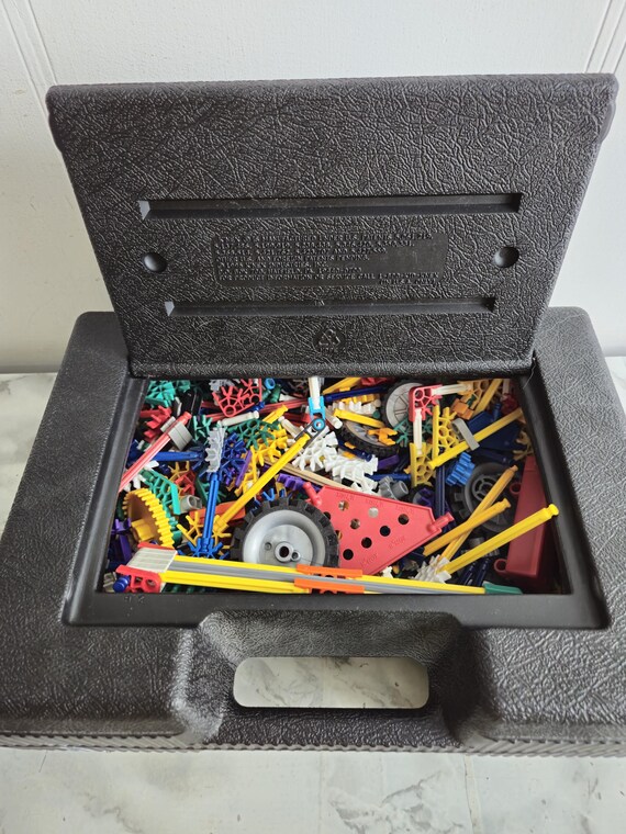 Vintage K'nex Black Plastic Case, Hundreds of Matching Pieces. - Etsy