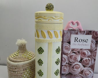 vintage green and white pasta box, ceramic pasta spaghetti, artichoke decor, grissini storage container.