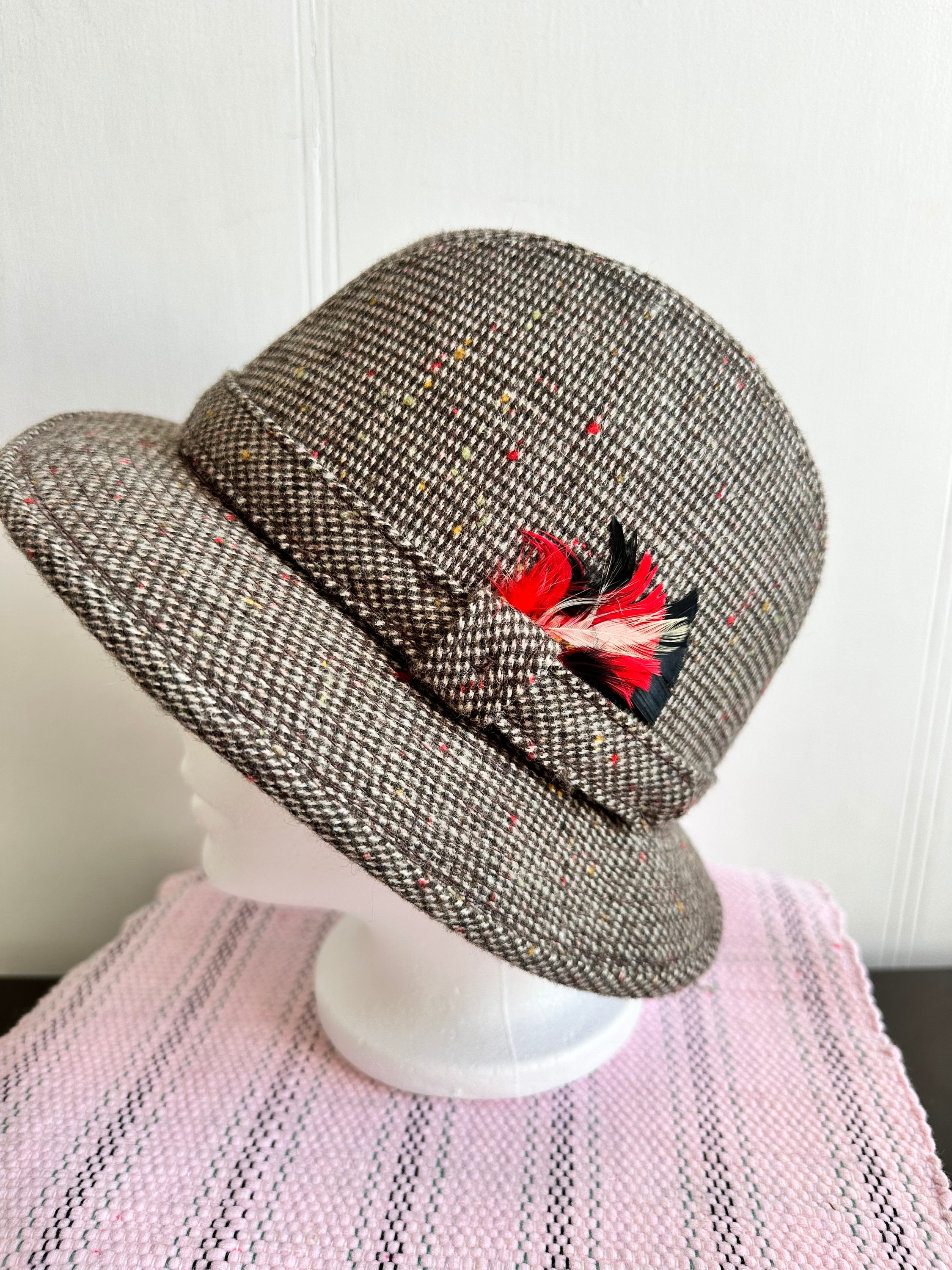Vintage Hat Brown Wool Blend Tweed Mid-way Small ,80s, Made