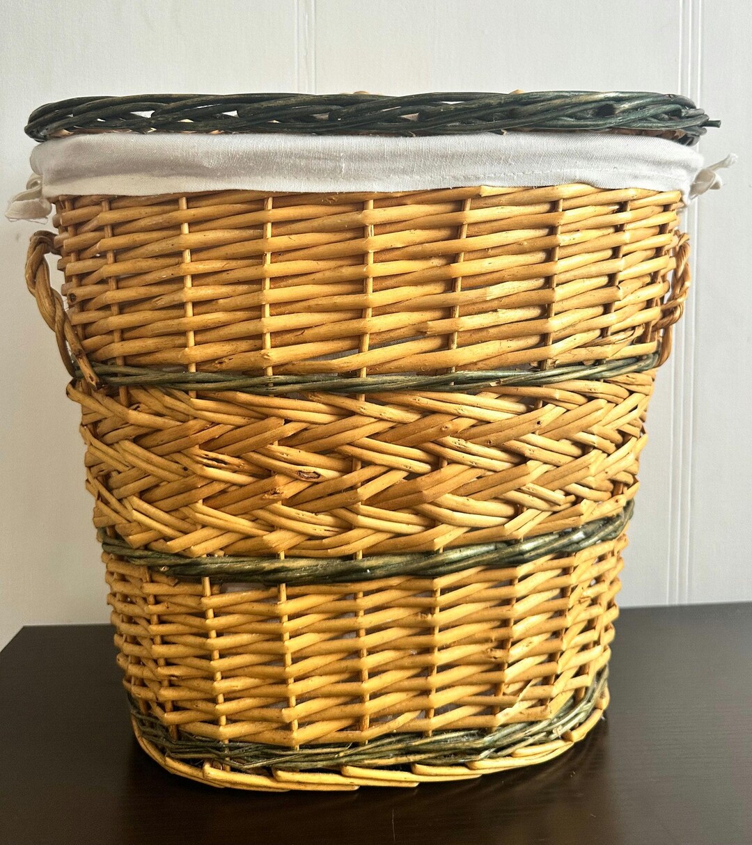 Vintage Wicker Laundry Hamper With Lid Laundry Basket Kitchen Storage ...