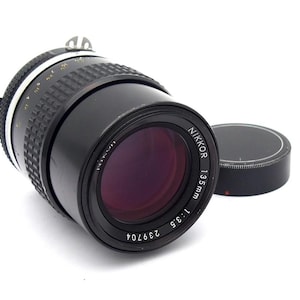 Nikon Nikkor 135mm F3.5 Telephoto Lens - Nikon AI Mount - With Lens Case - Great Condition Original Lens for Nikon F Mount