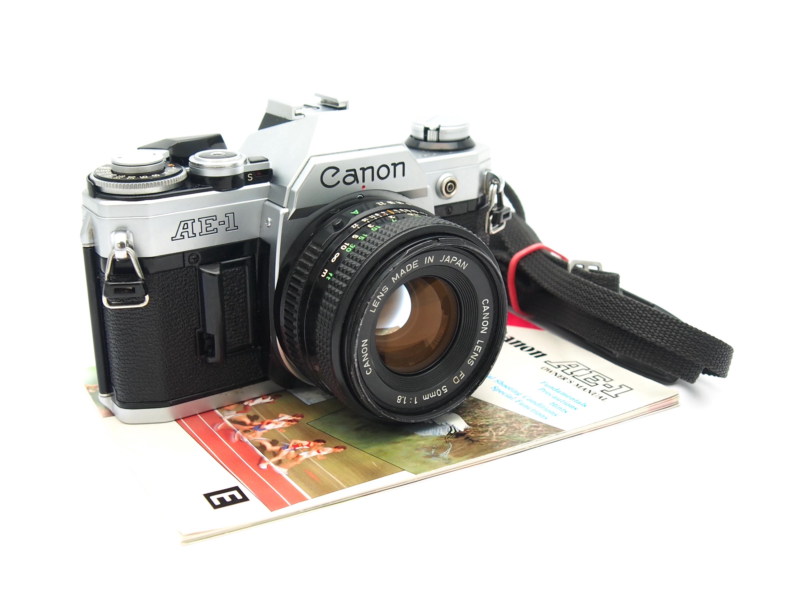 Canon AE-1 ￼ボディとストラップのみ Canon AE-1 限定ストラップ【希少】 – Ein Camera