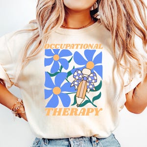Camiseta de terapia ocupacional Camiseta de OT Camiseta de terapeuta ocupacional Camiseta de educación especial Camiseta de futuro OT Regalo de graduación para asistente de OT
