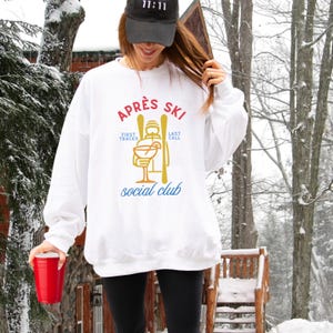 APRES SKI Sweatshirt | Skiing Sweatshirt | Ski Trip Shirt | Apres Ski Club Bachelorette Sweater | RETRO Vintage Vibe Ski Shirt |Gift for Her
