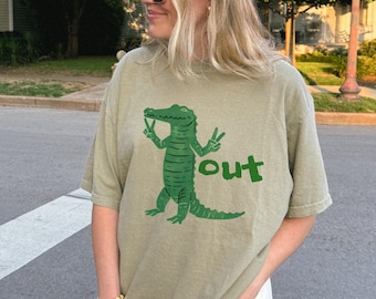 Peace Out Alligator Comfort Colors T-Shirt |Retro Retirement Gift