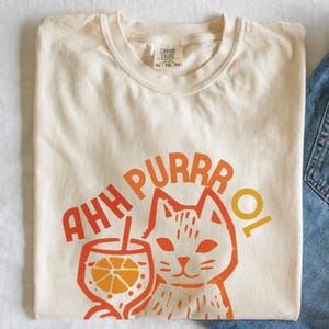 Vintage Aperol Spritz Cocktail Tshirt for Wine and CAT Lovers | Cute Retro Cocktail Graphic Print Tee | Oversized Aperol Italian Wine Shirt