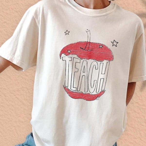 T-shirt APPLE de professeur | TEACH inspiré des gens libres | T-shirt graphique dessiné à la main FP Dupe