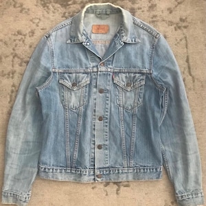 Vintage 90-tals Levi's jeansjacka, storlek L, Sällsynt jacka, Levi's jeansjacka med röd flik, Ikonisk jeansjacka
