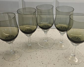 Juego de 5 copas de cristal Sasaki Coronation color gris ahumado vintage