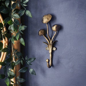 Metal Triple Mushroom Hook