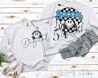 Mamá futbolera SVG / Descarga digital / Archivo de corte / Temporada de fútbol / Personalizable / PNG / Tendencias / Deportes / A cuadros / Cara sonriente / Mamá del equipo