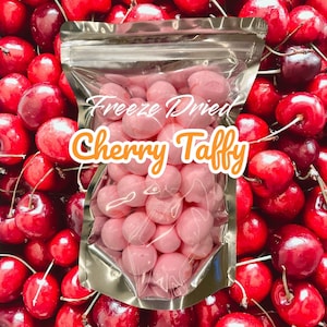 Gefriergetrocknetes Kirschsalzwasser Taffy, hausgemachte gefriergetrocknete Süßigkeiten mit Kirschgeschmack, Snacks für die Familie