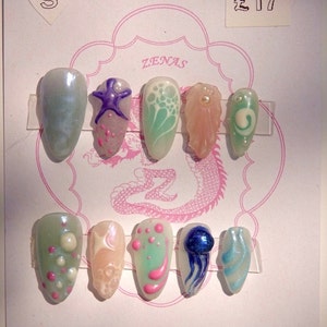 Ocean summer mermaid nails