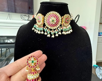 Jadau Kundan Necklace Set: Indian Jewelry Choker with Emeralds