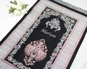 Personalised prayer mat, personalised musallah, prayer rug, personalised islamic praying gift, arabic prayer rug, salah mat, janamaz prayer