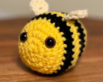 Peluche de abeja gordita
