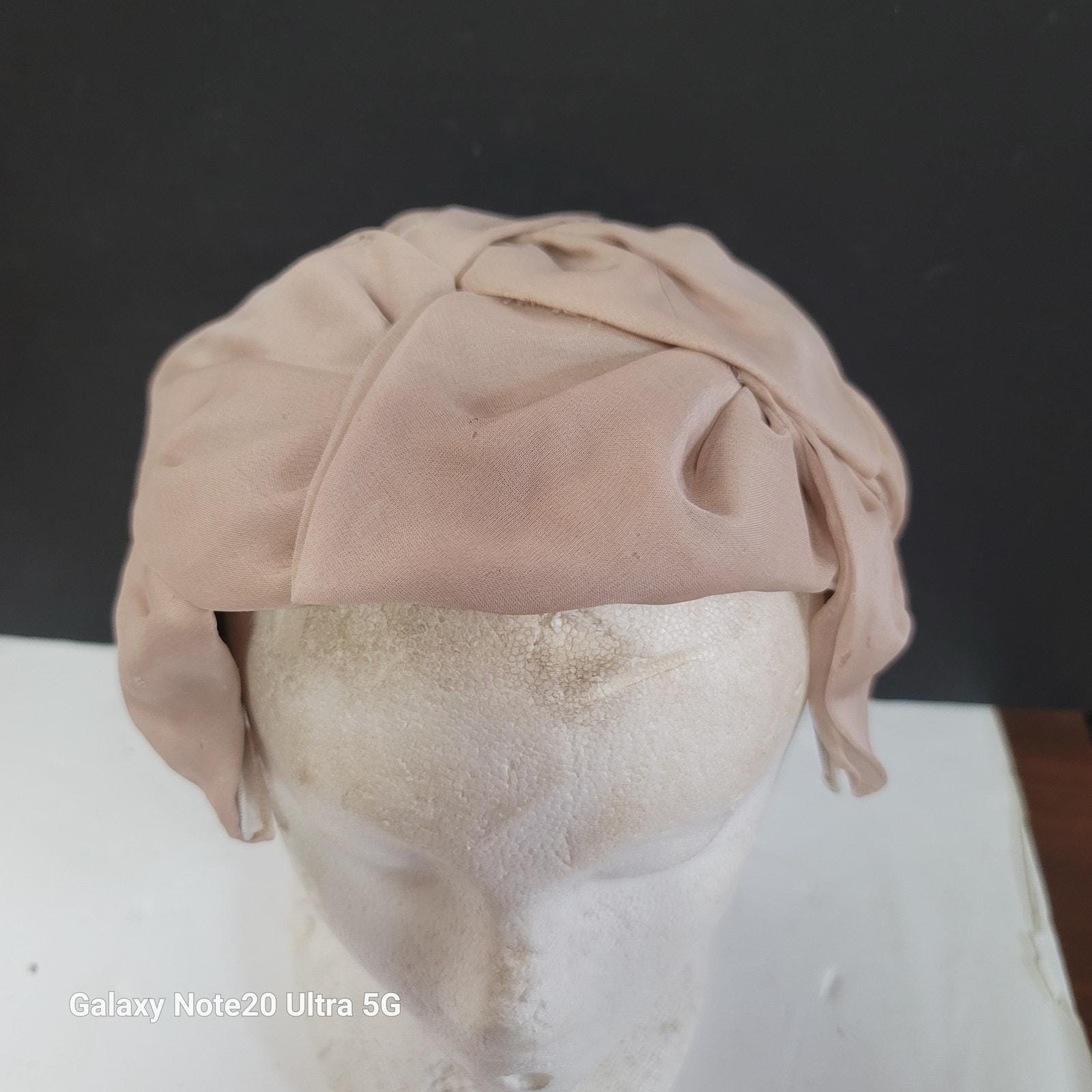 Vintage Union Made Delicate Beige Chiffon Juliet Turban  display picture 1