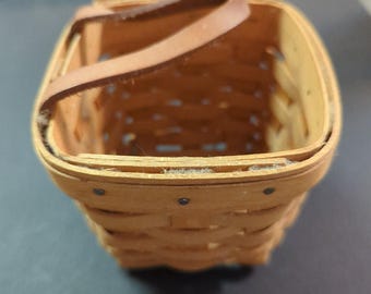 Vintage Longaberger Small Picnic Basket with Leather Handle Signed Dated 1996