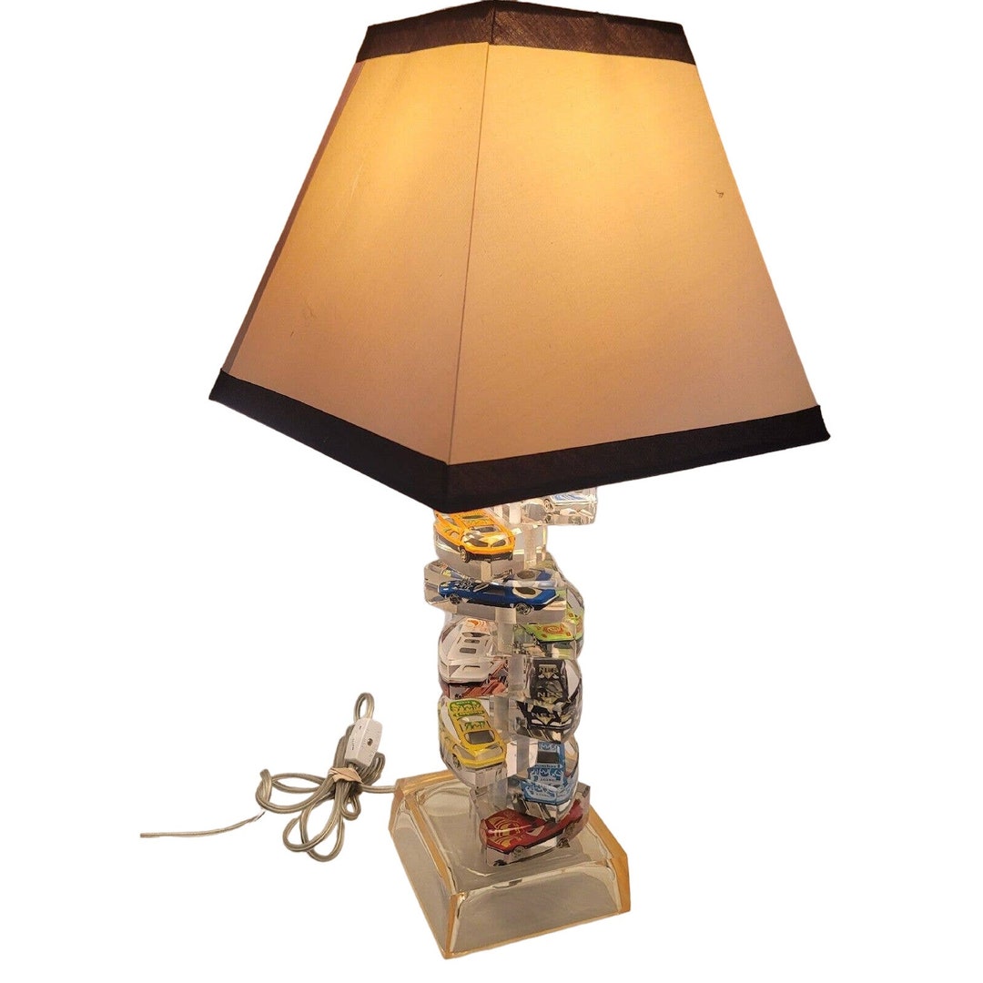 Vintage Lucite Car Lampnull
