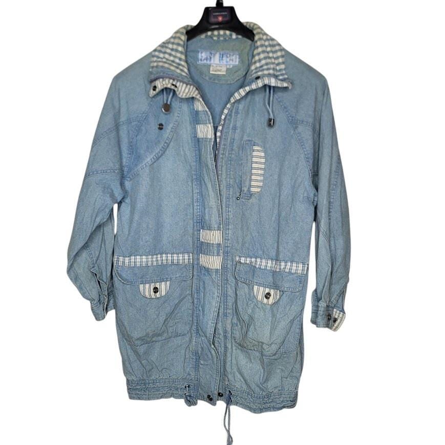 Vintage Size Medium East West Cotton Light Wash Oversized Denim