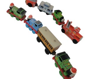 Lot of  8 Pre-owned Vintage Thomas & Friends Train Various Magnetic Wood Plastic