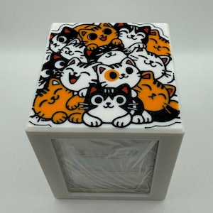 Cat Theme - Magnetic Commander Showcase Deck Box