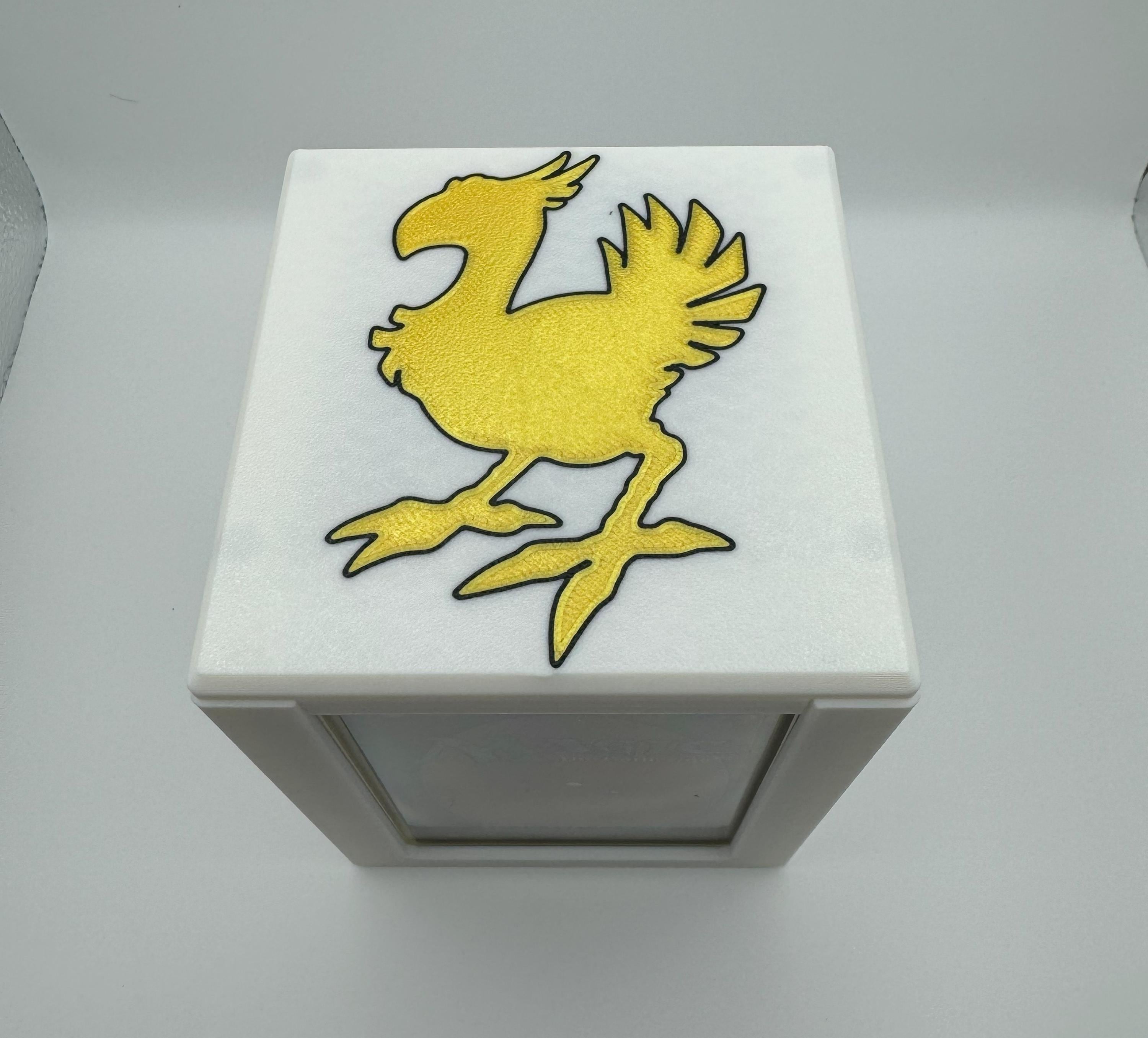 Golden Chocobo - Magnetic Commander Showcase Deck Box - Etsy