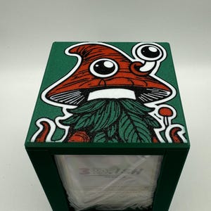 Shroofus Sproutsire - Magnetic Commander Showcase Deck Box