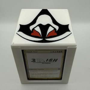 Ezio Auditore da Firenze - Magnetic Commander Showcase Deck Box