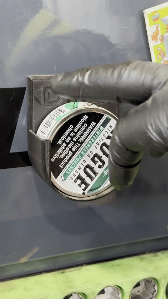 Magnetic Tobacco Can Holder
