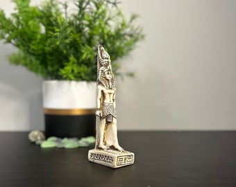 Vintage Anubis-beeld: handgeschilderd beeldje Egyptische god