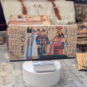 Ägyptische Gottheiten Pharaonische Geldbörsen - Einzigartige Kunstleder Geldbörsen - Handgefertigt und Aktiviert in Ägypten (111)