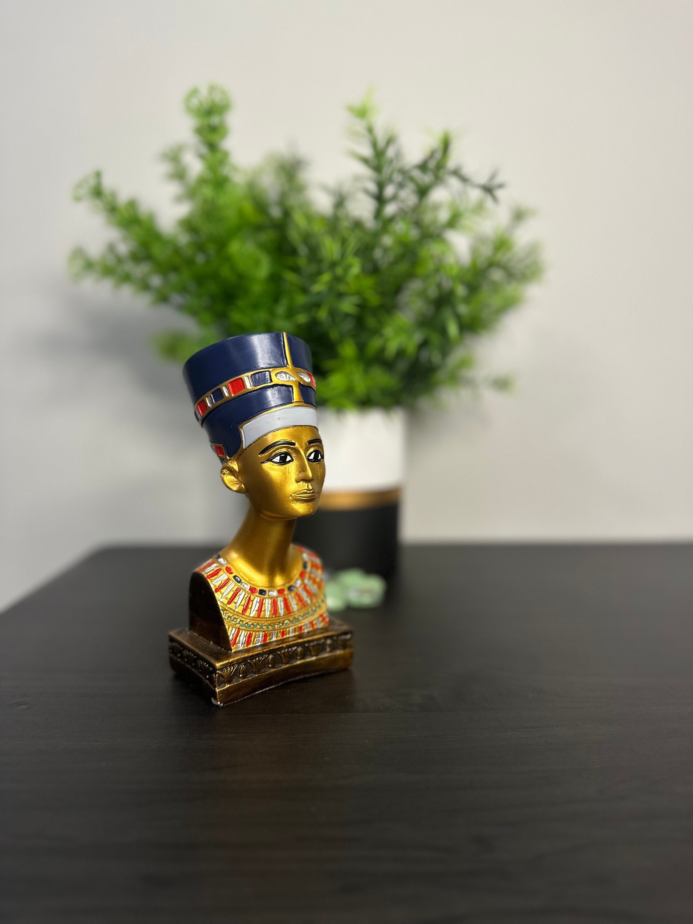 Queen Nefertiti Head Statue, Replicas Nefertiti Statue, Queen Nefertiti Head Sculpture, Ancient Egyptian Statue, Queen Nefertiti Decor (212)