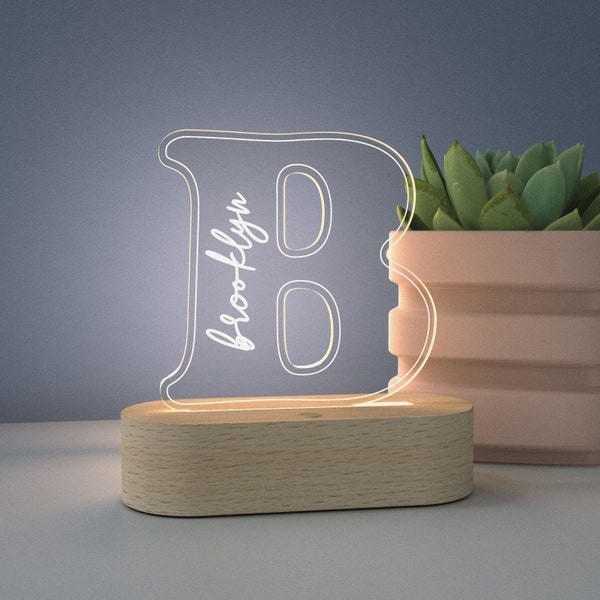 Luce notturna personalizzata con lettera B: lampada LED in acrilico con incisione personalizzata