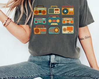 Comfort Colors® Retro Vintage RADIO T-Shirt Music Gift Ideas Gifts for Musicians College Students Baggy Oversized Cotton Tshirt Shirt Dress