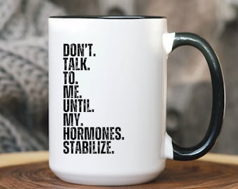 Mug périménopause drôle, tasse à café blague femmes, cadeau de survie pour le changement hormonal pour elle, cadeau périménopause pour amie, cadeau 50e anniversaire