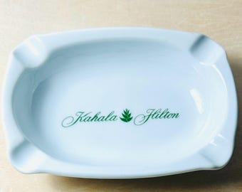 Hilton Kahala Honolulu Hawaii Ashtray Bauscher Weiden Bavaria Porcelain - Vintage