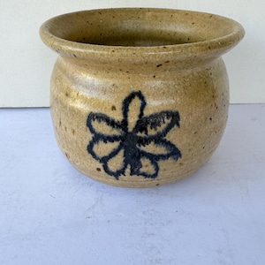 Vintage Handmade Studio Pottery Ceramic Planter Pot, Small Rustic Clay Planter, Cottagecore Plant Pot, Boho Home Decor 4 x 5", 1970s