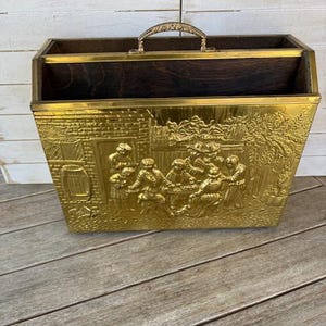 Vintage Mid Century LOMBARD England Repousse Brass Magazine Rack/Record/Vinyl Storage