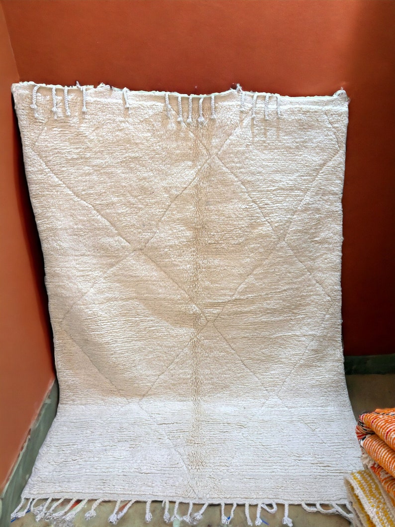 Tapis berbère Beni Ouarain Anbar, tapis marocain, tapis laine fait main, tapis blanc écru à losanges, 150X250 cm, tapis à motif bohème image 1