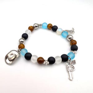 Handmade Wild West Style Sadie Silver Premium Edition Red Dead Redemption RDR Inspired Bracelet, Elasticated, Glass Beads, Metal Charms