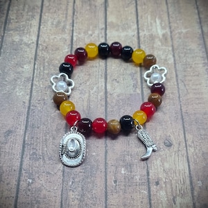 Handmade Wild West Style  Red Dead Redemption RDR Inspired Bracelet, Elasticated, Glass Beads, Metal Charms