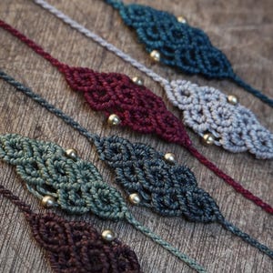 Handgemaakte Boheemse armband – Mystieke Boho sieraden – Spiritueel cadeau voor haar – Gratis verzending – Verstelbaar en kleurrijk – Macramé