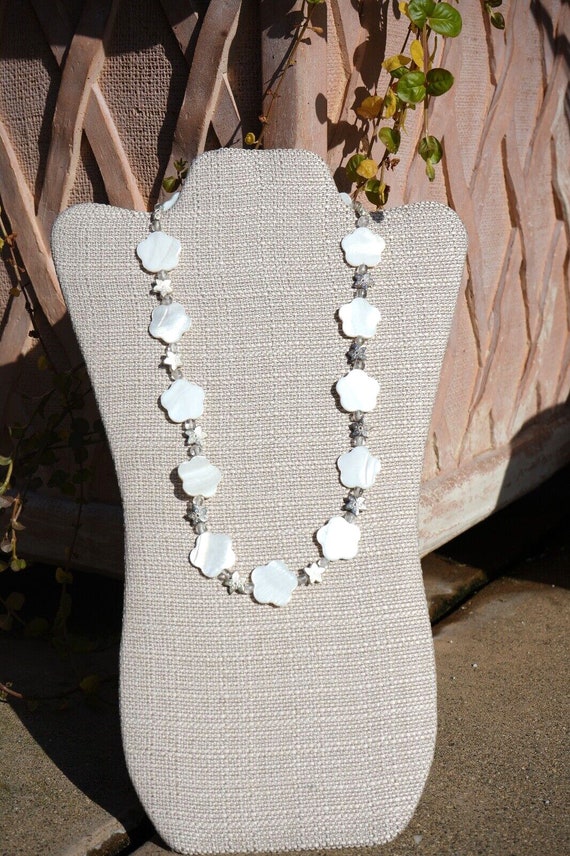 White Blossom Flower Seashell Necklace