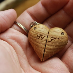 Schlüsselanhänger Holz Herz personalisierbar Bild 6