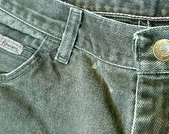 Wrangler for Women Vintage Hunter Green Mom Jeans 28 Waist High Rise